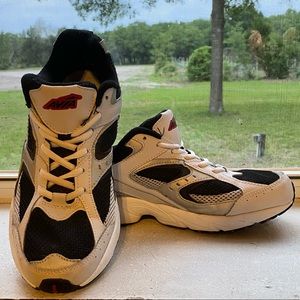 Brand New! Avia Running Shoes White & Black